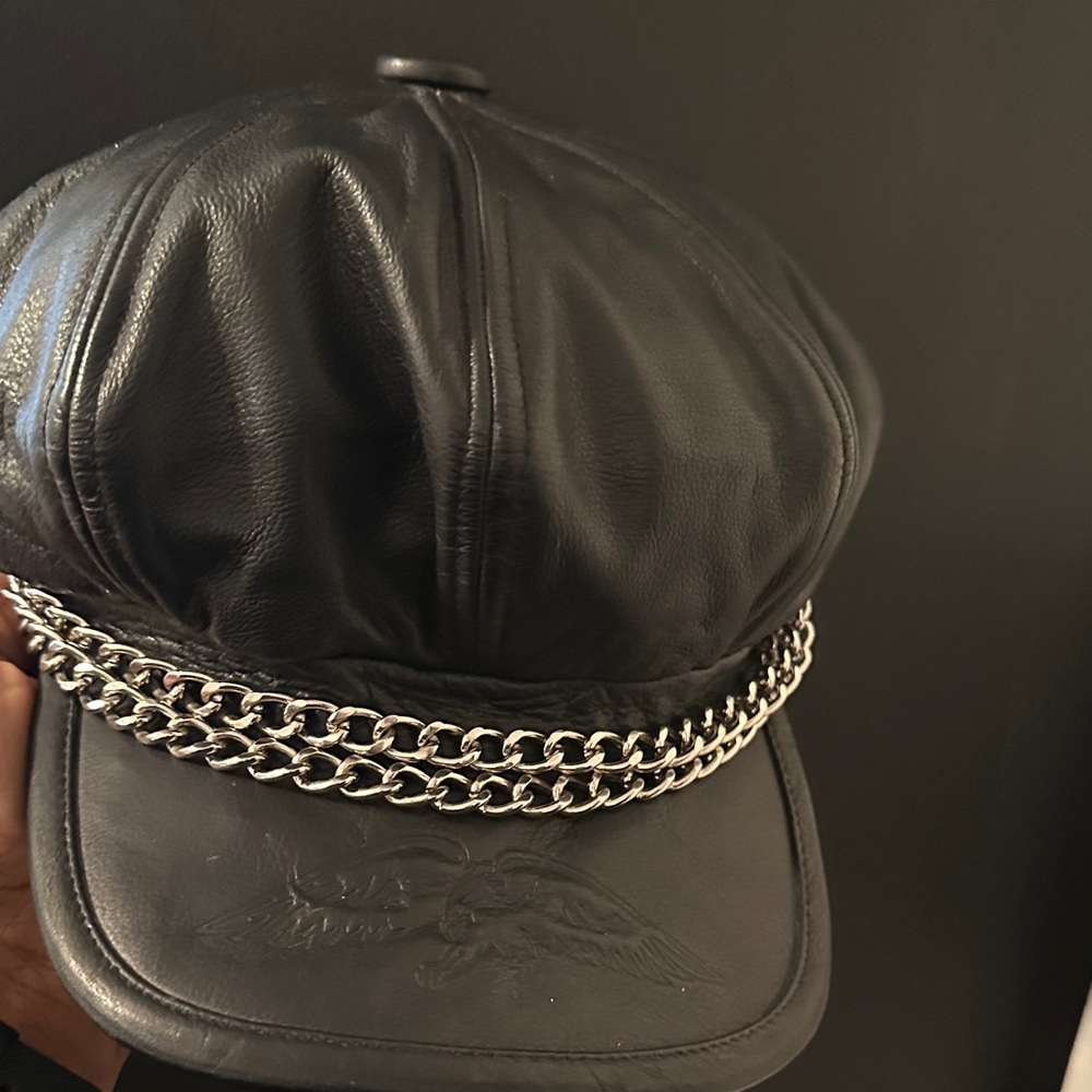 Harley-Davidson Black Leather Cap with Silver Chain